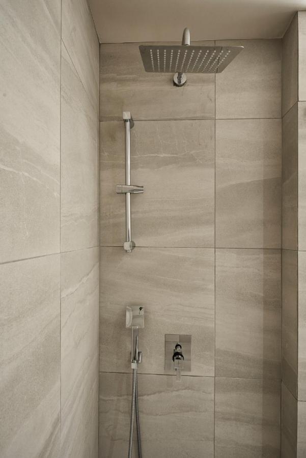 אתונה Charitos Iχ, Chic N Modern 2Bd Apt מראה חיצוני תמונה