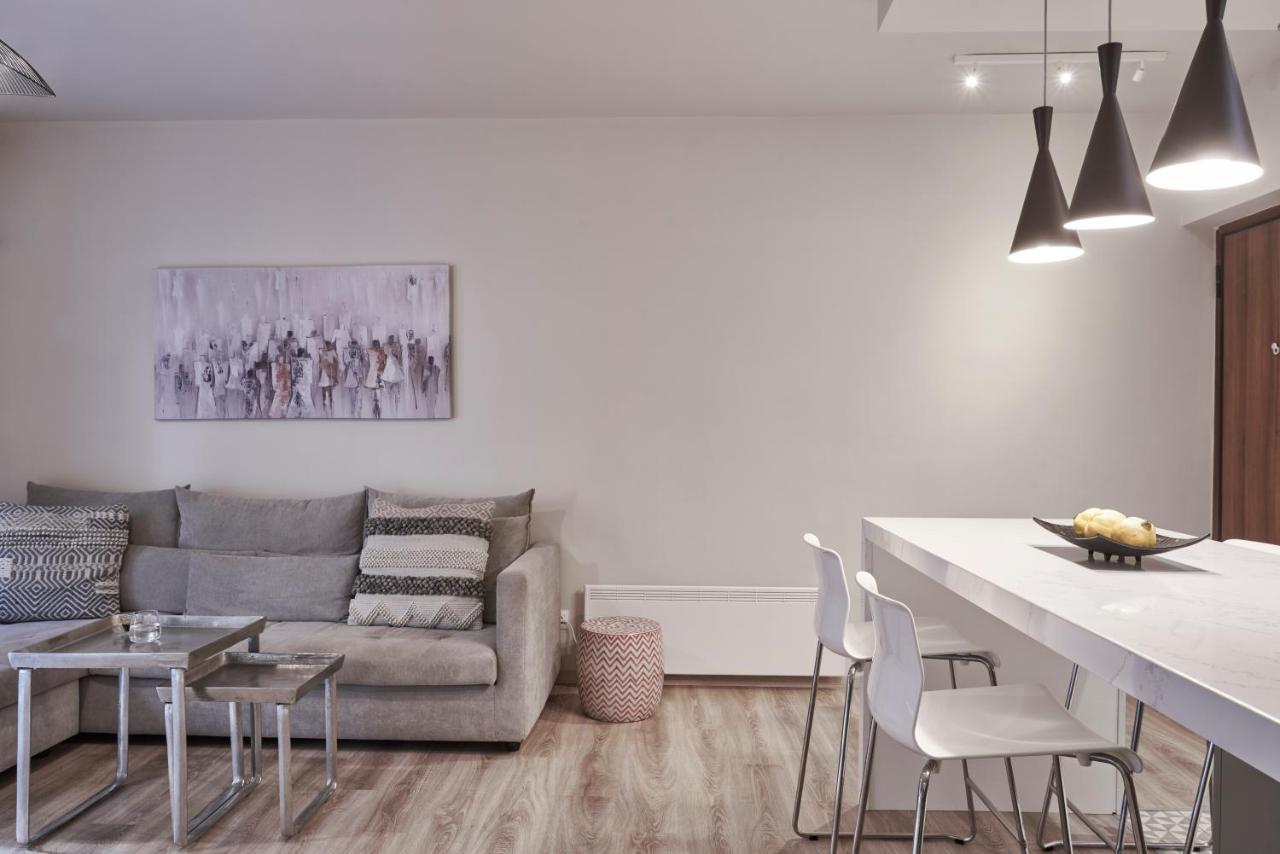 אתונה Charitos Iχ, Chic N Modern 2Bd Apt מראה חיצוני תמונה